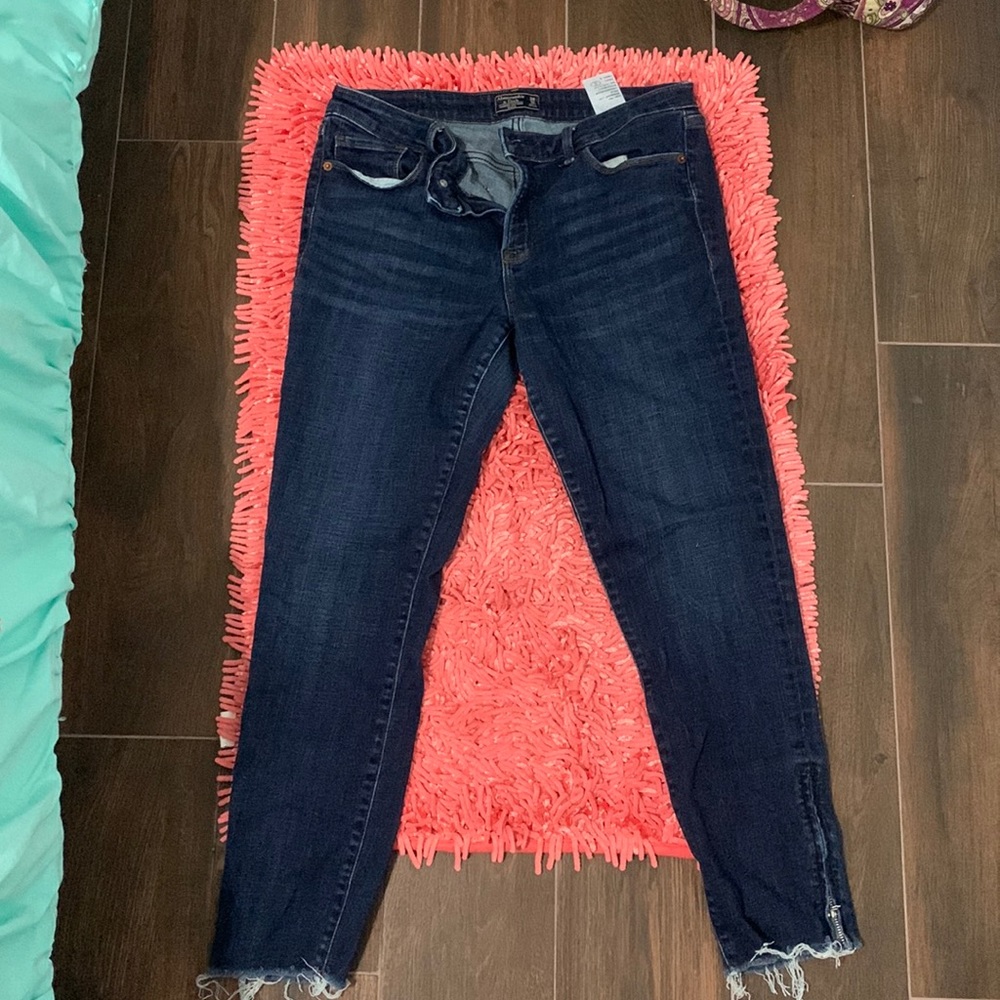 Abercrombie and Fitch Jeggings size 10R.